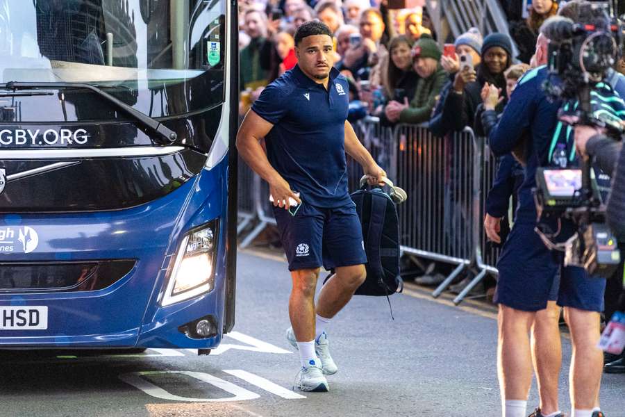 Scotland's Sione Tuipulotu to receive surprise visit from family member ahead of rugby match.