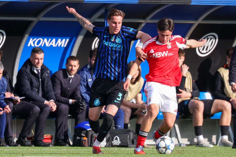 Benfica passou em Milão