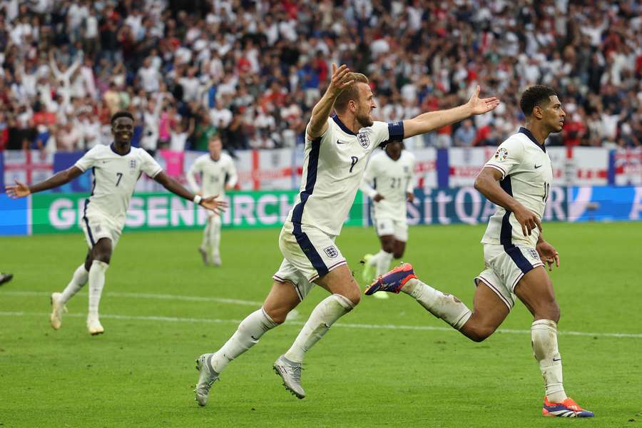 Anglie porazila Slovensko 2:1 po prodloužení.