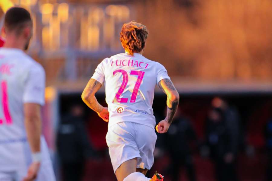 Dublet wykorzystany karny Tymoteusza Puchacza zapewniły awans jego drużynie