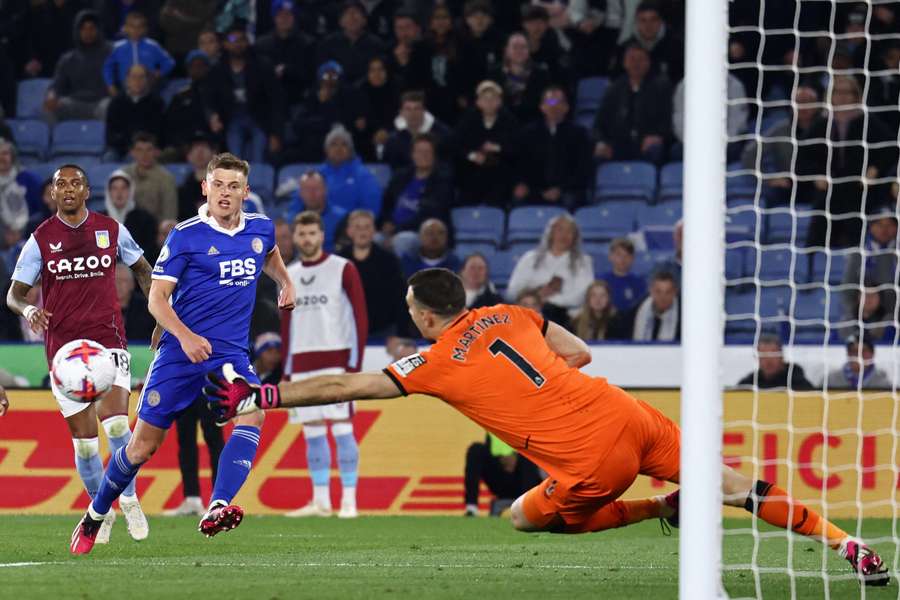 Leicester dokázal proti Aston Ville srovnat, podruhé už se mu to ale nepodařilo.