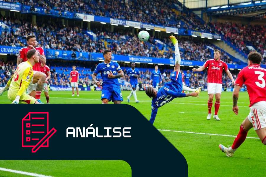 João Pedro, do Chelsea, marcou de pontapé de bicicleta frente ao Nottingham Forest