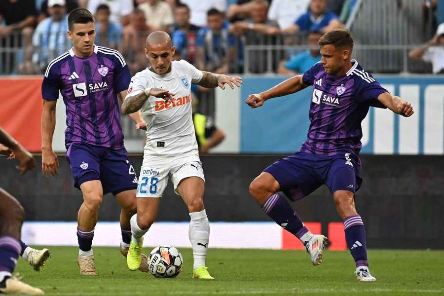 Universitatea Craiova a învins-o pe NK Maribor cu 3-2 în manșa decisivă din turul 2 preliminar Conference League