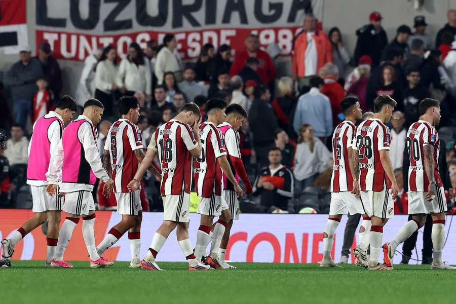 Mal resultado de River Plate en su campo Mal resultado de River Plate en su campo