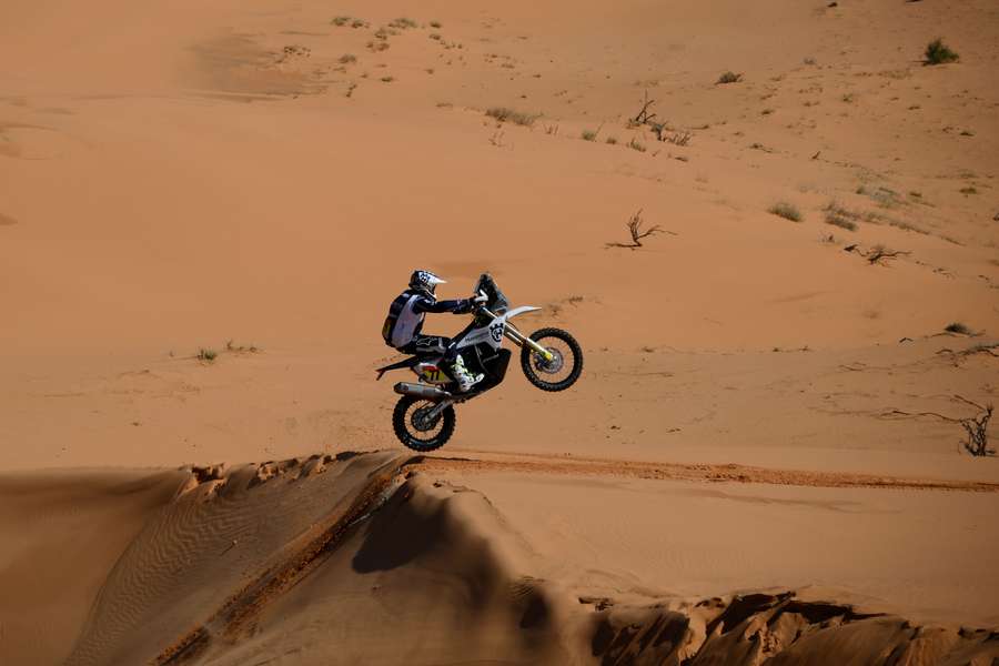 Luciano Benavides foi o primeiro piloto a conquistar duas vitórias nas motas na edição deste ano do Dakar