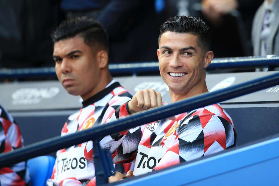 Cristiano Ronaldo está motivado aunque no juegue mucho, según el entrenador del Manchester United.
