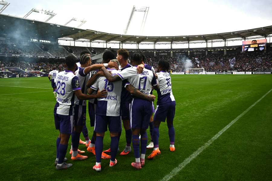Toulouse s'est imposé dimanche contre Metz au Stadium et prend la 7e place de Ligue 1. 