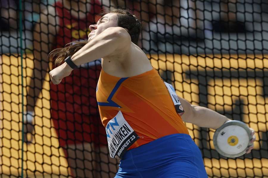 Jorinde van Klinken in actie in Boedapest