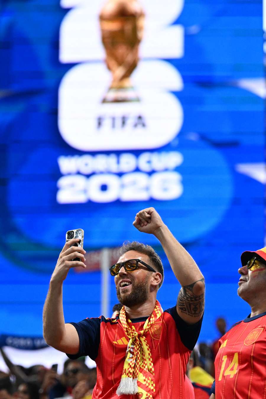 Torcedor registra momento da partida entre Espanha e Cabo Verde na Copa Torcedor registra momento da partida entre Espanha e Cabo Verde na Copa