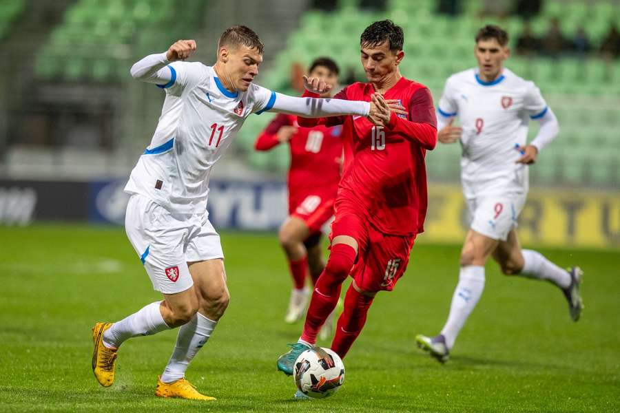 Čeští fotbalisté jsou zatím v kvalifikaci ME 2027 stoprocentně úspěšní. Čeští fotbalisté jsou zatím v kvalifikaci ME 2027 stoprocentně úspěšní.