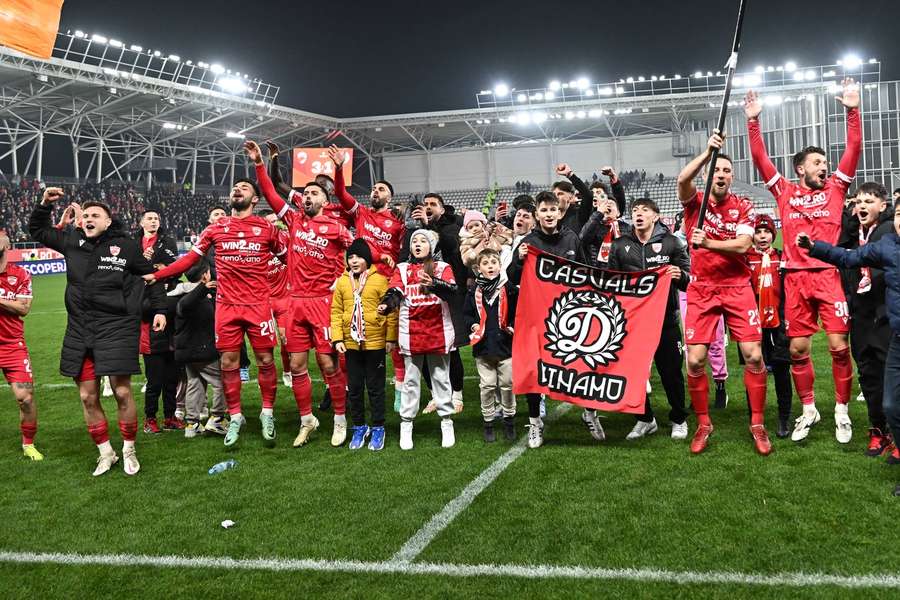 Dinamoviștii sărbătoresc victoria cu  Oțelul Galați din SuperLigă