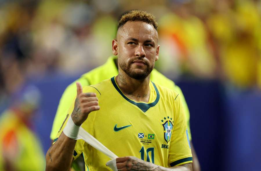 Ney voltou a jogar pela Seleção após 3 anos