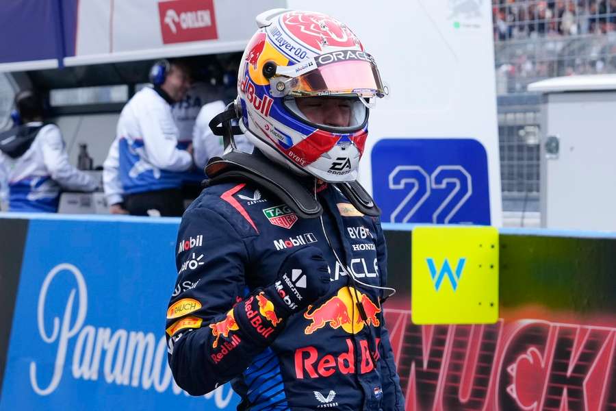 Max Verstappen, al cincilea pole position consecutiv! Olandezul pleacă primul în cursa de la Suzuka