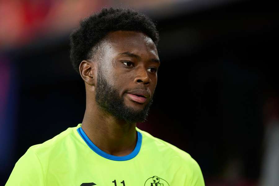 Portsmouth re-sign Abu Kamara from Hull City Portsmouth re-sign Abu Kamara from Hull City