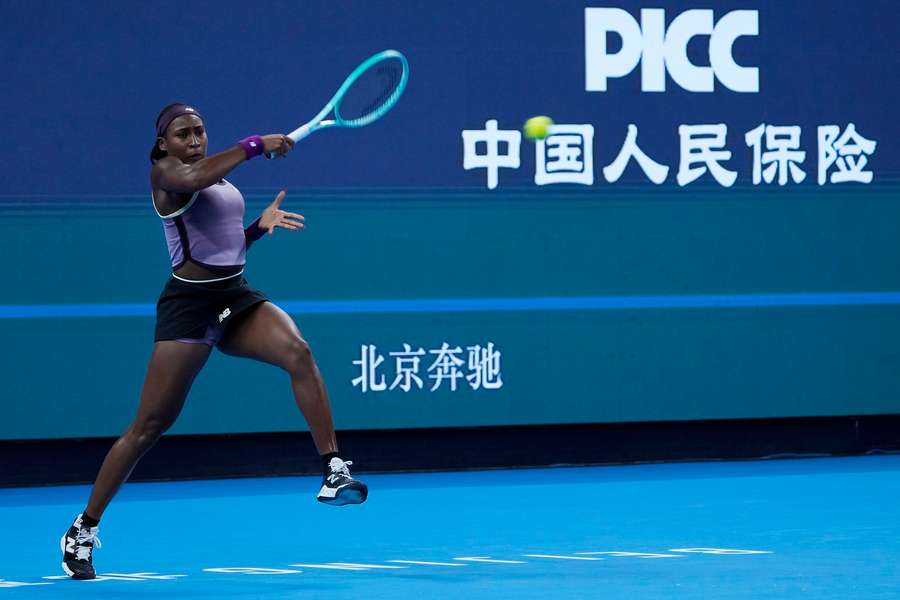 Coco Gauff em ação no torneio WTA 1.000 de Pequim