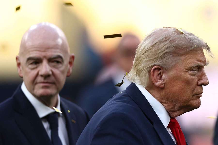 A Infantino le salen problemas por todas partes