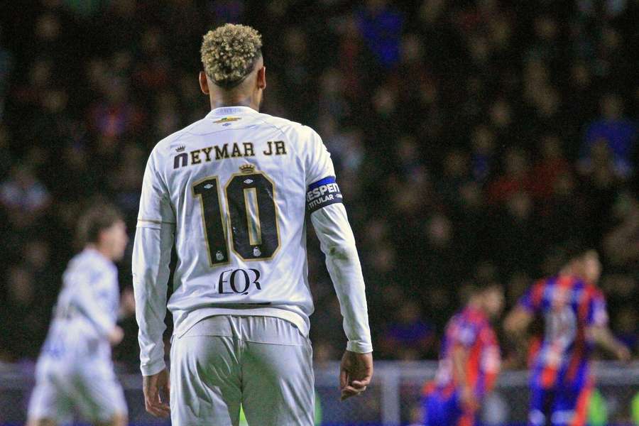 Neymar wdał się w bójkę na treningu Santosu. Zaskakujący powód konfliktu