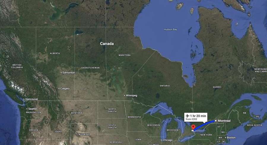 Montreal e Toronto ficam na costa leste, a 1h20 de voo de distância Montreal e Toronto ficam na costa leste, a 1h20 de voo de distância