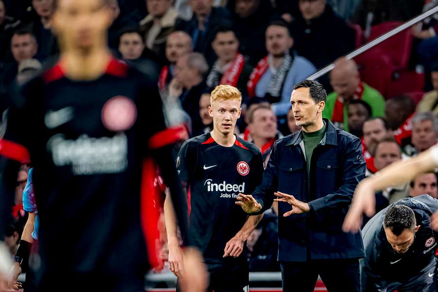 Dino Toppmöller im Gespräch mit Hugo Larsson