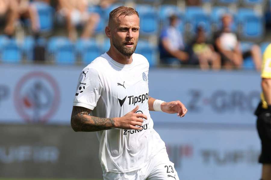 Nejdřív Krmenčík, teď legenda Slovácka. Klub ze šesté ligy na Zlínsku vítá známou ligovou tvář Nejdřív Krmenčík, teď legenda Slovácka. Klub ze šesté ligy na Zlínsku vítá známou ligovou tvář