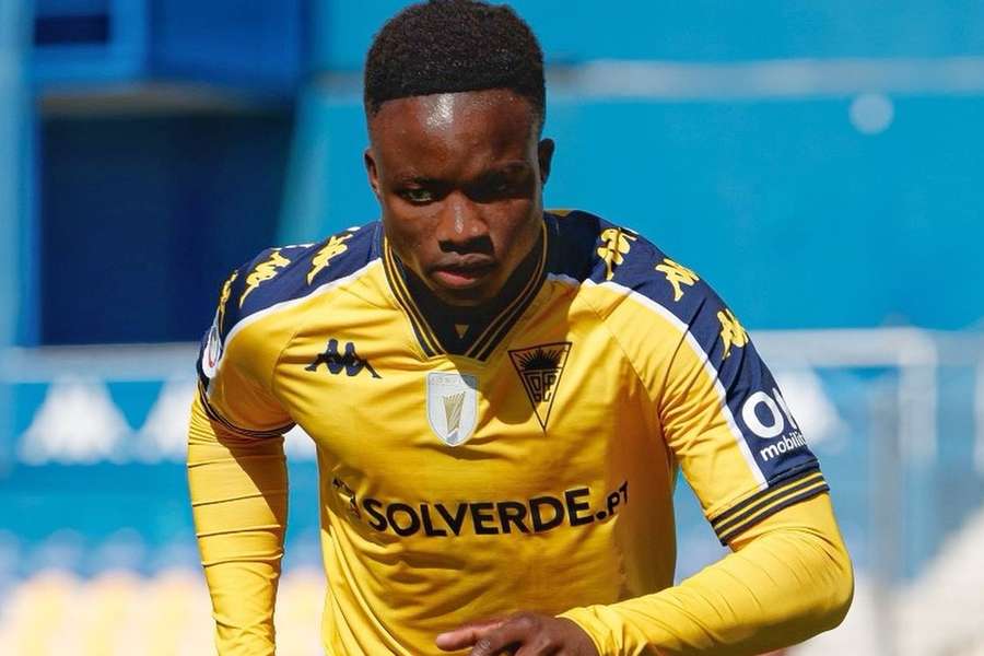 Isnaba Mané fez 10 jogos pelos sub-23 do Estoril
