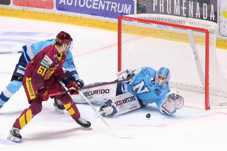 Nitra sa dostala do krízy. Nitra sa dostala do krízy.