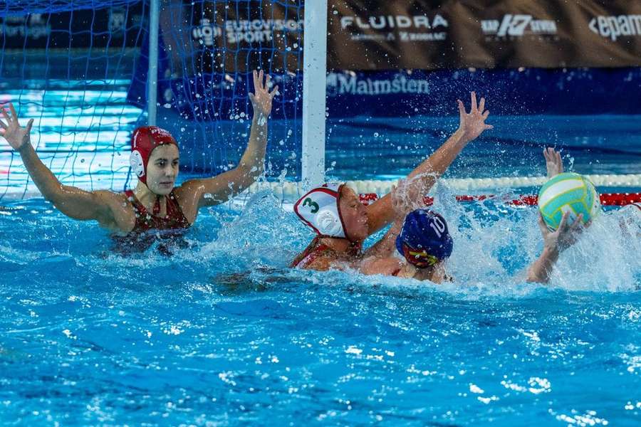 Portugal defrontou a Roménia na primeira jornada