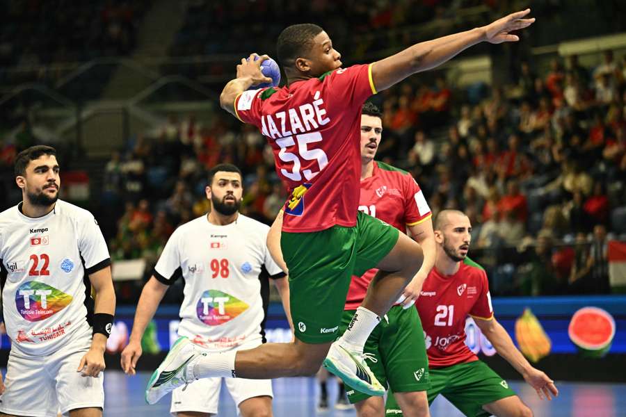Joaquim Nazaré em ação por Portugal