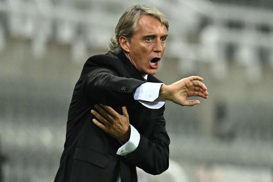 Roberto Mancini musste bei seinem Debüt als Nationaltrainer Saudi-Arabiens eine Niederlage hinnehmen