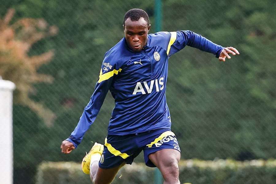 O internacional português vai continuar ligado ao Fenerbahçe