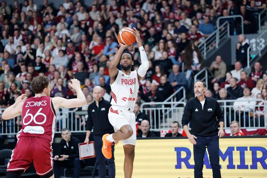 Jordan Loyd ratuje zwycięstwo Polski w Rydze, Biało-Czerwoni lepsi od Łotwy Jordan Loyd ratuje zwycięstwo Polski w Rydze, Biało-Czerwoni lepsi od Łotwy