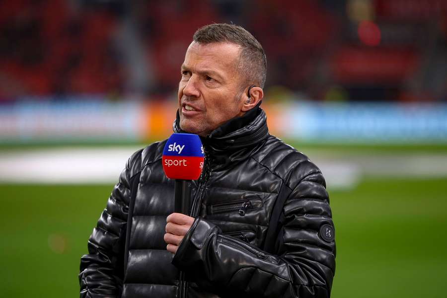Lothar Matthäus am Sky-Mikro.