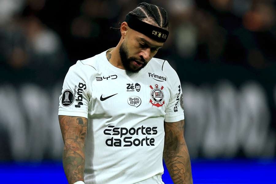 Memphis desperdiçou a chance de manter o Corinthians na Libertadores Memphis desperdiçou a chance de manter o Corinthians na Libertadores