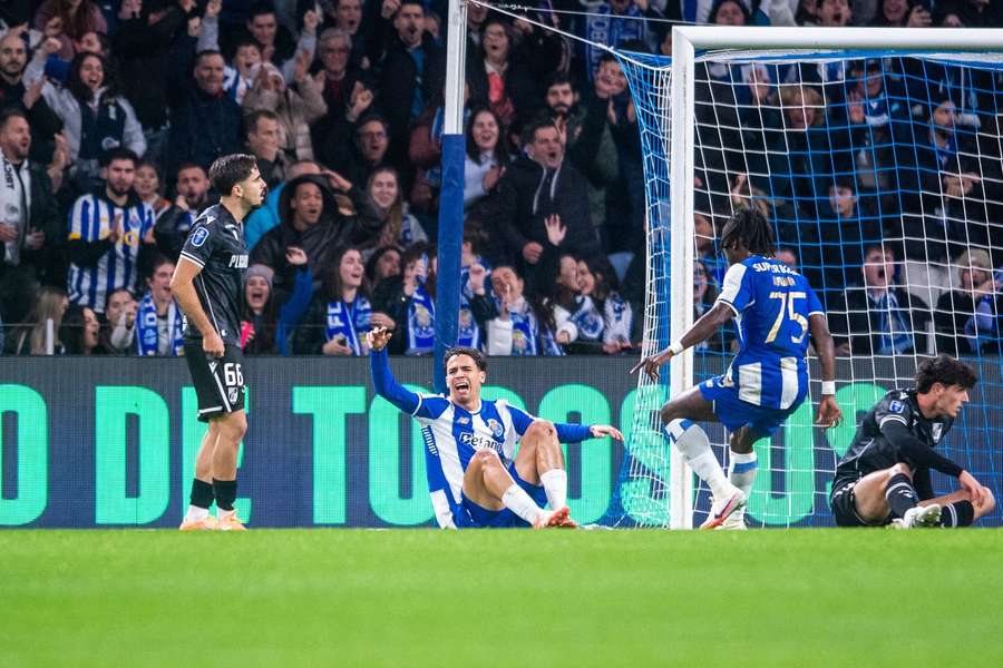 Gabri Veiga lesionou-se no jogo com o Vitória SC, da Taça da Liga Gabri Veiga lesionou-se no jogo com o Vitória SC, da Taça da Liga