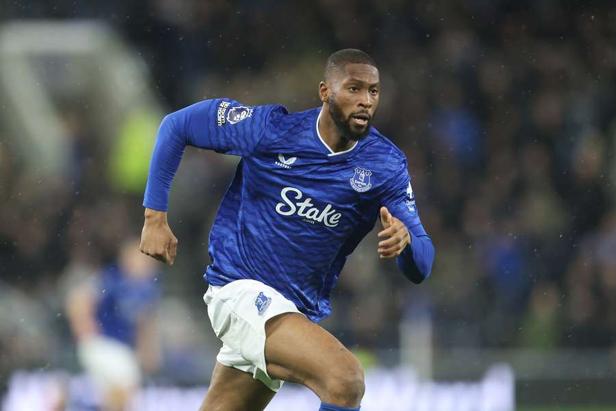 Roma launching swap bid for Everton striker Beto Roma launching swap bid for Everton striker Beto
