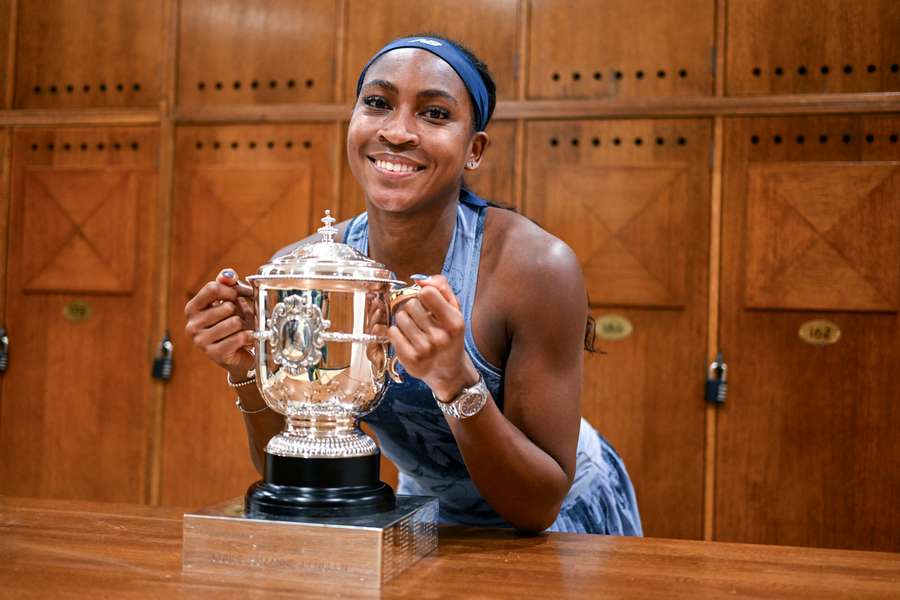 Coco Gauff with her Roland Garros trophy Coco Gauff with her Roland Garros trophy