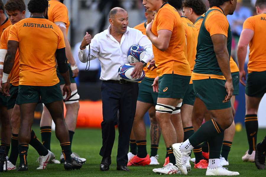 Eddie Jones não esteve à altura do desafio