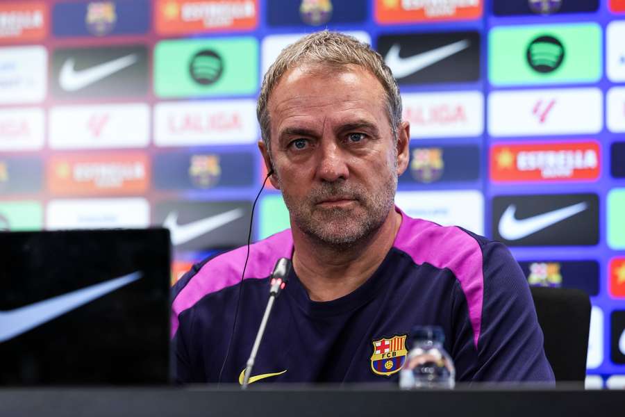 Hansi Flick auf der Pressekonferenz am Dienstag.