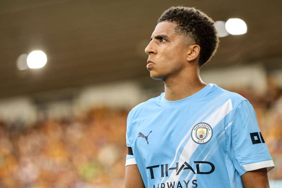 Man City defender Rico Lewis agrees to new contract despite Forest bid Man City defender Rico Lewis agrees to new contract despite Forest bid