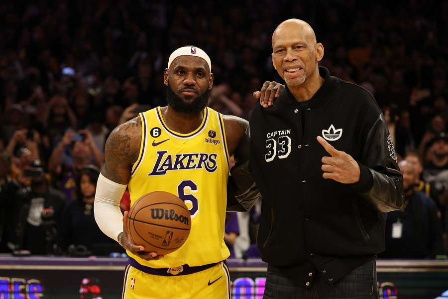 LeBron James e Kareem Abdul Jabbar