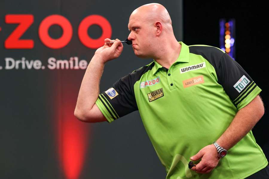 Kan Michael van Gerwen zijn voorsprong op de zesde avond van de Premier League in Liverpool uitbouwen?