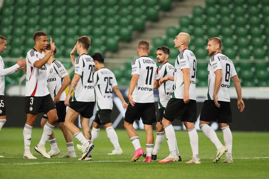 Kolejne wysokie zwycięstwo Legii Warszawa z Caernarfon Town. Nsame i Barcia z golami