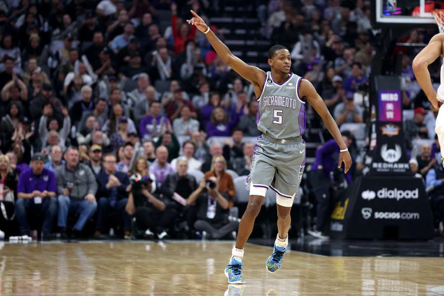 I februar blev De'Aaron Fox for første gang i karrieren valgt som All-Star i NBA. Nu er han og resten af Sacramento Kings slutspilsklar. 