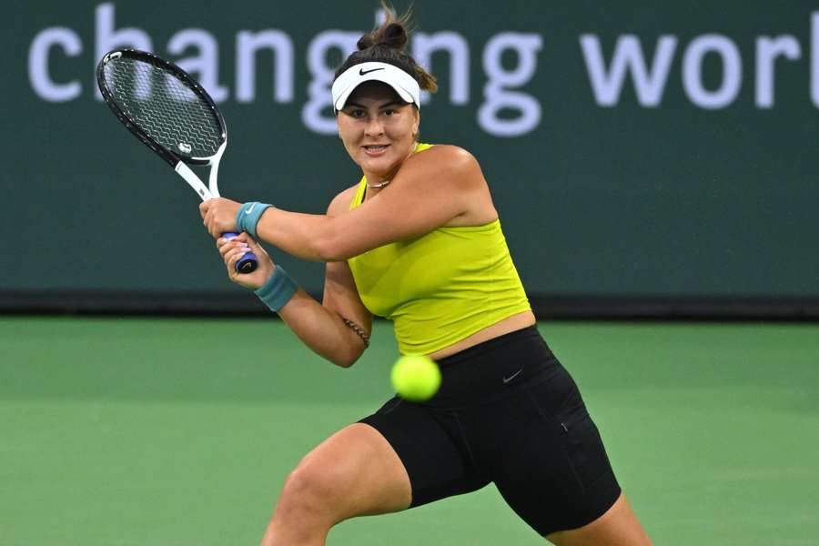 Bianca Andreescu powered past Sofia Kenin to book her spot in Miami's second week