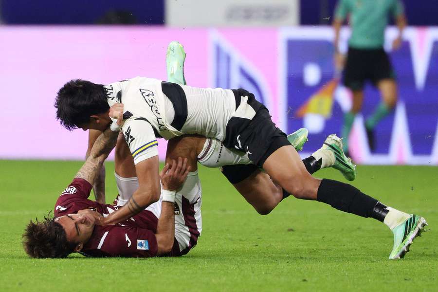 Scontro tra Sandro Kulenovic e Mariano Troilo