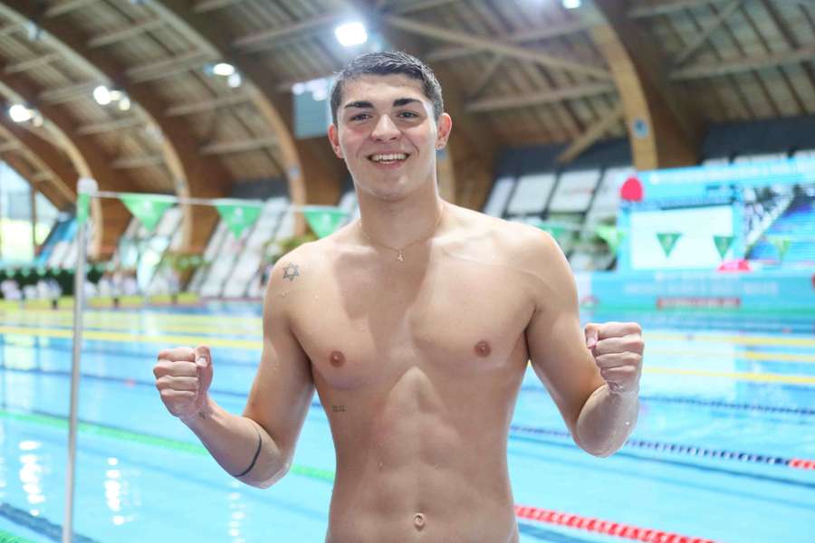 Diogo Ribeiro bateu recordes nos 50 livres e 100 mariposa