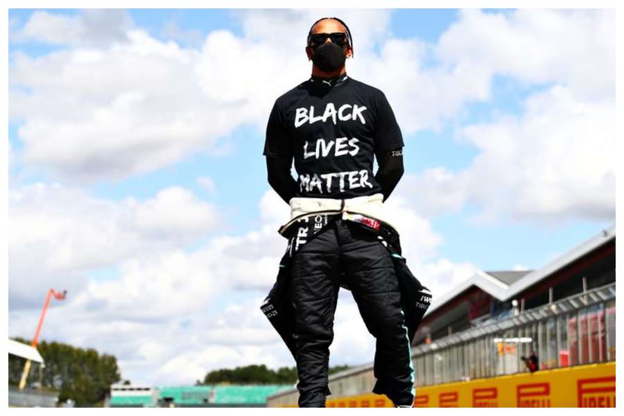 Hamilton, con una camiseta a favor del movimiento "Black lives matter".