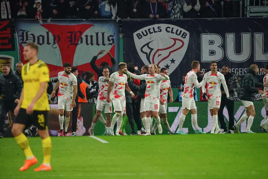 Leipzig wint op eigen veld van Borussia Dortmund en bekert door naar halve finale