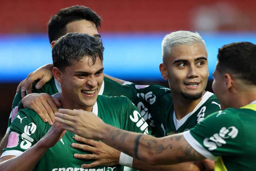 Sosa fez o gol da virada do Palmeiras sobre o São Paulo