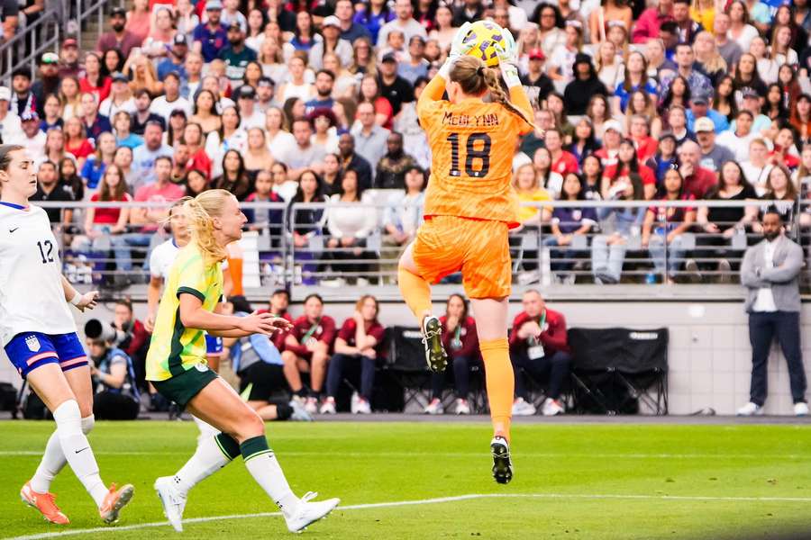 U.S. international Mandy McGlynn catches a high ball